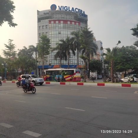 Bán nhà ngõ 5 Hoàng Quốc Việt, Cầu Giấy. Lô Góc, Kinh Doanh, Gần Phố chỉ 3.2 tỷ.