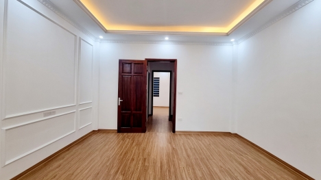 BÁN NHÀ KHƯƠNG TRUNG 40M 5 TẦNG MT4M 5.95 TỶ NHÀ ĐẸP Ở NGAY