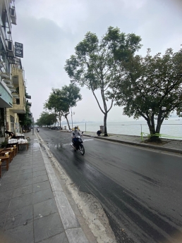 BÁN NHÀ TRÍCH SÀI - THỤY KHUÊ - VIEW HỒ TÂY. DT 66M2. MT 9M. GIÁ 10,4 TỶ