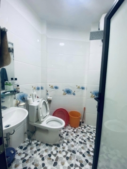 Bán nhà Đường Lê Quang Đạo Từ Liêm. Nhà đẹp, Lô Góc. chỉ 3.75 tỷ. sẵn dọn về ở ngay.