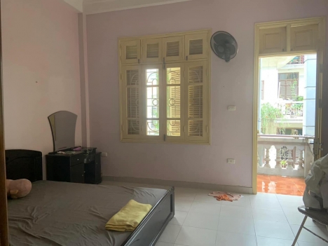 BÁN NHÀ CÙ CHÍNH LAN 110M MT5.4 4 TẦNG 16 TỶ PHÂN LÔ OTO TRÁNH