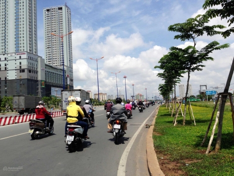 Cần tìm đất mặt tiền đường có thể xây dựng được. Tài chính không giới hạn !