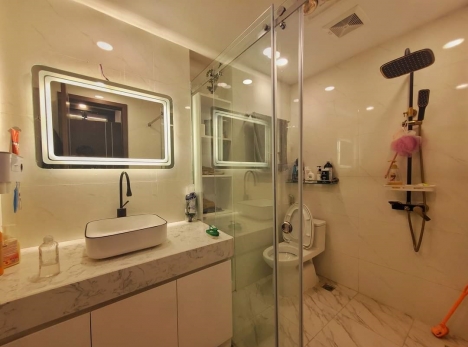 LÔ GÓC - Yên Hoa 139m x 7 tầng, MT 7m, giá 24 tỷ.