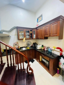 BÁN NHÀ PHỐ KHƯƠNG TRUNG: 45M2, 5 TẦNG, 3 NGỦ, MT 4.2M. NGÕ 3 GÁC, 3.65 TỶ