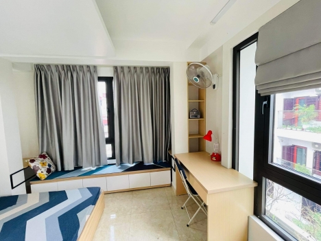 Bán nhà mặt phố Đại Yên, Ba Đình 40m 6T 10.3 tỷ VỈA HÈ, KINH DOANH