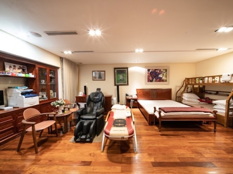 NỘI THẤT 1 triệu USD - Tây Hồ 384m x 6 tầng, MT 18m, giá 75 tỷ.