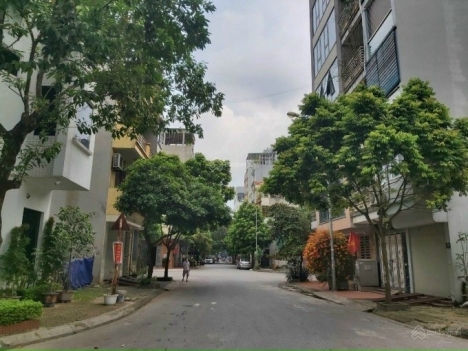 Bán đất dịch vụ phường Kiến Hưng, Hà Đông, 50m2, mt4m, nhỉnh 5 tỷ
