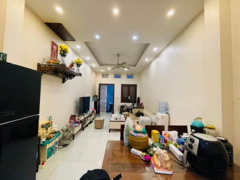 BÁN NHÀ PHỐ KHƯƠNG TRUNG: 45M2, 5 TẦNG, 3 NGỦ, MT 4.2M. NGÕ 3 GÁC, 3.65 TỶ