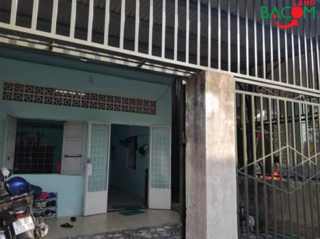 Bán nhà Trảng Dài 6x22m sổ hồng thổ cư hẻm 3 gác.
Nhà cấp 4 cũ 2PN phù hợp xây sửa hoặc cho thuê