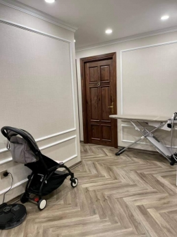 Mặt Phố mặt hồ Tây, Trích Sài 151m x 4 tầng, MT 12m, giá 63 tỷ.