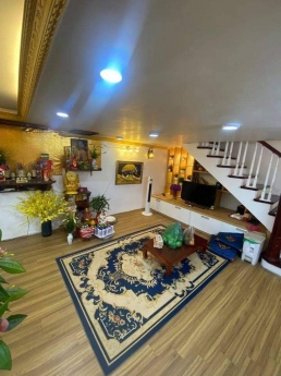 Mùi sơn thơm phúc,nguyễn khanh,cầu giấy,oto đỗ cửa,thanh máy kinh doanh cạnh hồ,50m2 ,7 tằng, mặt