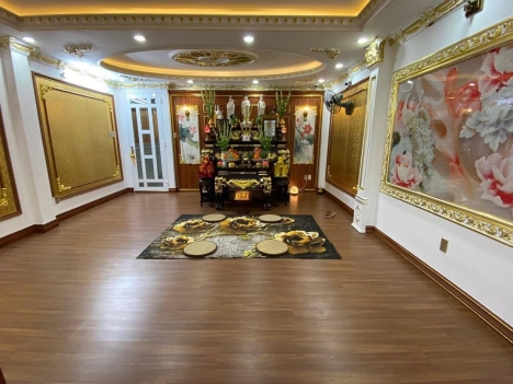 BIỆT THỰ SIÊU SANG GIỮA LÒNG PHỐ 5 TẦNG BỀ THẾ