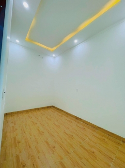 Cần bán gấp nhà lầu sổ riêng thổ cư, Biên Hoà, Đồng Nai