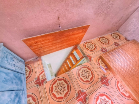 ĐỘC NHẤT Khương Trung, 3 phòng ngủ, gần 20m2 x 5 tầng, chỉ 2 tỷ.