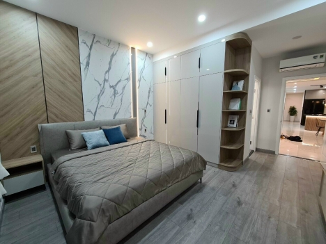 Bán gấp CH Midtown 2PN, giá tốt nhất thị trường nhà đẹp, lầu cao LH Em Cẩm