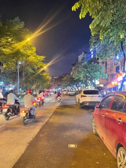 Mặt phố Đào Tấn -Trung tâm tài chính Nhật - Hàn Quận Ba Đình. Nhỉnh, Giá 11tỷ