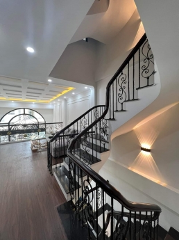 Hoàng như tiếp 66m2 6T thang máy gara ô tô giá 13,8 tỷ dân trí cao ô tô đậu ngày đêm, chủ tặng nội