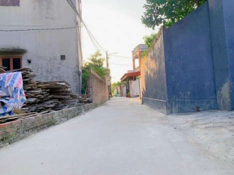 Cần bán 40,4m2 đất tại Đình Trung, Xuân Nộn, Đông Anh, Hà Nội