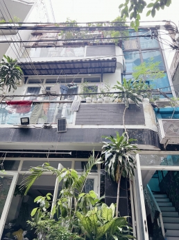 BÁN NHÀ HXH 3 TẦNG 61M2- 15M RA MẶT TIỀN TÔN ĐẢN-P13 QUẬN 4- 9 TỶ NHỈNH