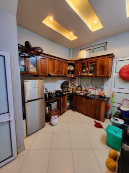CHỦ NHÀ CẦN BÁN_NHÀ ĐẸP VẠN PHÚC HÀ ĐÔNG _OTO đỗ cửa ngày đêm 4 tầng 5 tỷ
