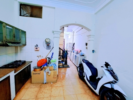 BÁN NHÀ ĐƯỜNG LÁNG QUẬN ĐỐNG ĐA 50m2 x 5 T 7.35 TỶ Ô TÔ KD