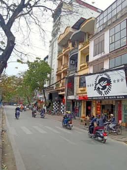 Bán nhà riêng Đường Nguyễn Trãi,DT 40m x 5 tầng,mặt tiền 5,5m