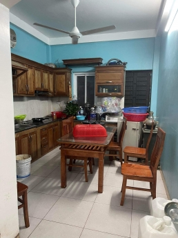 Bán nhà riêng đường Phú Đô Nam Từ Liêm. Sau 1 Nhà ra phố, Ô Tô Tránh 10m. 38m2 giá chỉ 4 tỷ hơn.