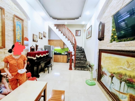Bán nhà phố Đồng Nhân - chợ Trời - Ngõ 3 gác thẳng - Ô tô đỗ 30m - 48m - 6.5 tỷ