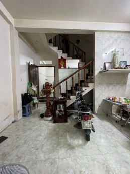 BÁN NHÀ MẶT TIỀN ĐƯỜNG SỐ TRUNG TÂM PHƯỜNG 4, QUẬN 4, HCM, 2 LẦU, NỘI THẤT ĐẸP, GIÁ 11.2 TỶ