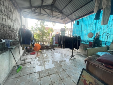 Bán nhà ngõ 264 Ngọc Thụy 120m2, mặt tiền 5.5, giá 7.6 tỷ, ô tô vào nhà