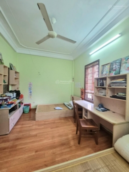 CHÍNH CHỦ BÁN NHÀ 4 TẦNG HỒ TÂY LỘNG GIÓ, ĐỊA CHỈ: NGÕ 269 LẠC LONG QUÂN. LH: