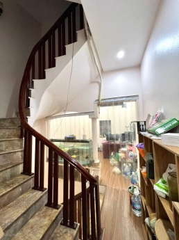 MẶT NGÕ KHƯƠNG TRUNG 5 TẦNG KIÊN CỐ- KINH DOANH VĂN PHÒNG- SỬA LÀM CHUNG CƯ MINI HÁI RA TIỀN 5.2 TỶ