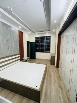 Siêu phẩm Ngõ Quỳnh, gần Phố, OTO đỗ cổng, 40m2 5 tầng, Kinh Doanh, Mới đẹp chỉ nhỉnh 5 tỷ.