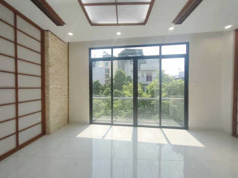 Siêu phẩm 2 mặt phố Sơn Tây – Trần Phú, 5 tầng tháng máy, măt tiền rông, kinh doanh siêu đỉnh
