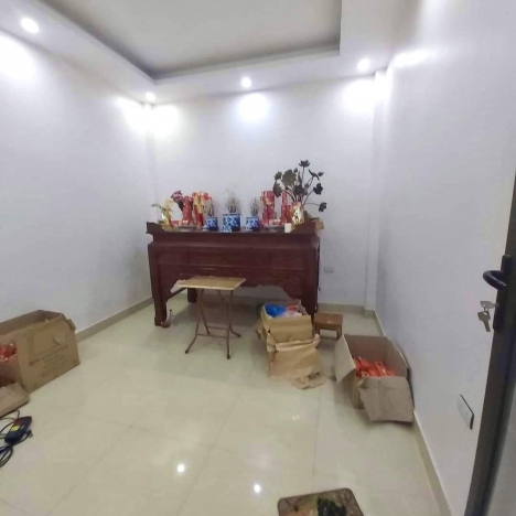 MẶT NGÕ KHƯƠNG TRUNG 5 TẦNG KIÊN CỐ- KINH DOANH VĂN PHÒNG- SỬA LÀM CHUNG CƯ MINI HÁI RA TIỀN 5.2 TỶ