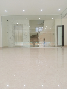 Bán Toà Building Mặt Phố Võng Thị,Tây Hồ-7 Tầng Thông Sàn-Cách hồ Tây 60m-Vỉa hè rộng-50 Tỷ Thương