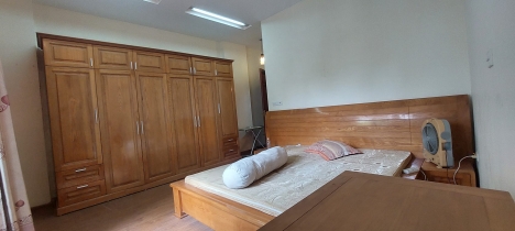 Bán nhà 3 tầng Phân lô, liền kề Trung Tâm Tây Hồ , mặt ngõ 3 ô tô tránh.