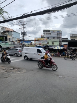 Nhà nào rẻ hơn, Nhà 2 Mt nhựa, kề ETOW Cộng Hòa, 4x20, Nhỉnh 11ty