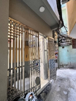 BÁN NHÀ PHỐ VỌNG . LÔ GÓC NHÀ ĐẸP