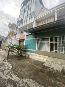 Nhà đẹp 60m2, 5 tầng ô tô quay đầu Làng Tăng Phú quận 9, giá sốc 5. tỷ
