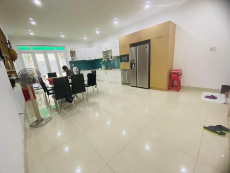 BÁN BIỆT THỰ NGAY KHU VIB  NGUYỄN CỬU VÂN BÌNH THẠNH - 4 TẦNG THANG MÁY - HẺM 2 OTO NÉ NHAU - DT
