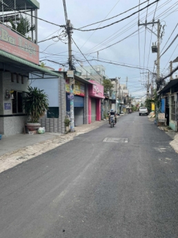 Bán nhà hẻm xe hơi, 1 trệt 1 lầu, Đông Hưng Thuận, Quận 12,  4x17m, giá 4,4 tỷ.