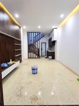 BÁN NHÀ THỤY KHUÊ - 32M2 - HƠN 4 TỶ