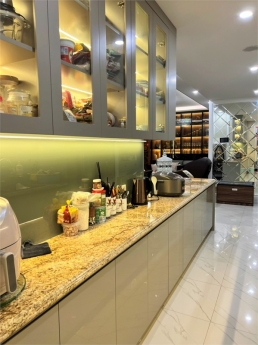 Chính chủ cần bán căn hộ Chung cư cao cấp King Palace 125M, Nội thất cao cấp: 7.1 Tỷ