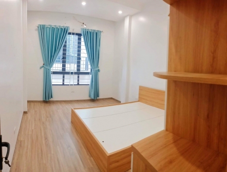 Chủ cần tiền bán gấp nhà ngõ 250 Kim Giang, Hoàng Mai , 41m, 5 tầng, MT 4m giá 4 tỷ 50 triệu, nhà