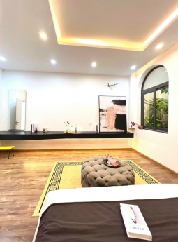 CHÍNH CHỦ CẦN BÁN căn nhà 2 tầng 90m2 giá nhỉnh 4 tỷ,đường NGUYỄN DUY HIỆU thông với NGÔ QUYỀN và
