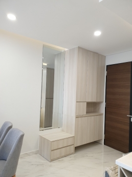 Chính chủ bán lỗ căn hộ Midtown 2PN, nhà đẹp giá tốt LH Em Cẩm