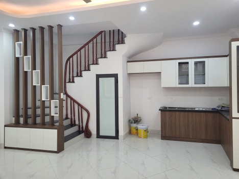 Nhỉnh 2 tỷ có ngay nhà Quan Nhân Nhân Chính 30m gần ngõ thông ô tô ở sướng sổ đỏ CC xem ngay lh