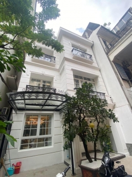 Chính Chủ Bán Biệt Thự Sân Vườn Cầu Giấy, Gần Kim Mã, Nguyễn Khang, Nguyễn Văn Huyên, Quan Hoa.