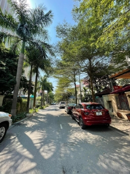 BÁN GẤP BIỆT THỰ ĐƠN LẬP SIÊU VIP - ĐƯỜNG 3 Ô TÔ TRÁNH, DỪNG ĐỖ NGÀY ĐÊM, VỈA HÈ, NGẬP CÂY XANH,